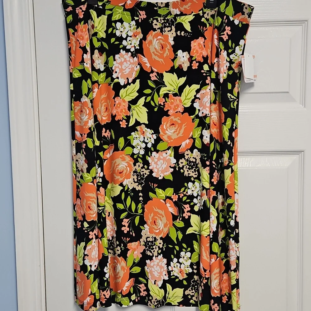 Kasper Woman A-line Flowy Midi Skirt: Black/Green/Papaya‎ Floral: Size- 2X